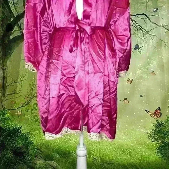 Victoria’s Secret Hot Pink Satin Robe With Beige Lace - Picture 5 of 10